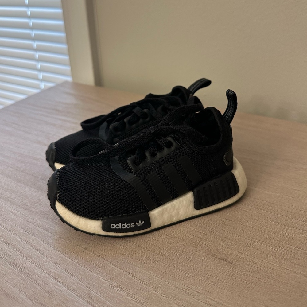 Toddler Adidas NMD R1 - Picture 4 of 7